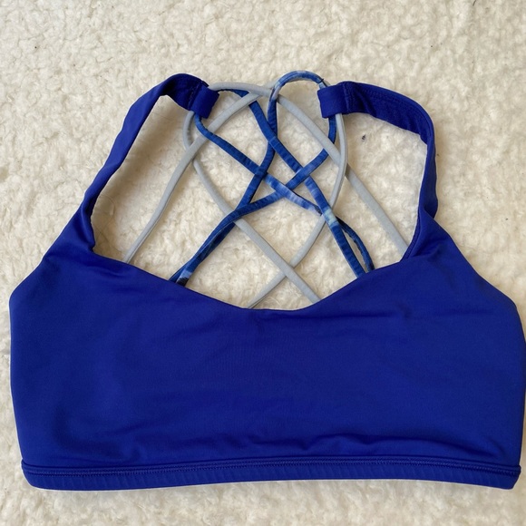 ❌SOLD❌Lululemon Free To Be Bra Size 6 - Picture 4 of 6